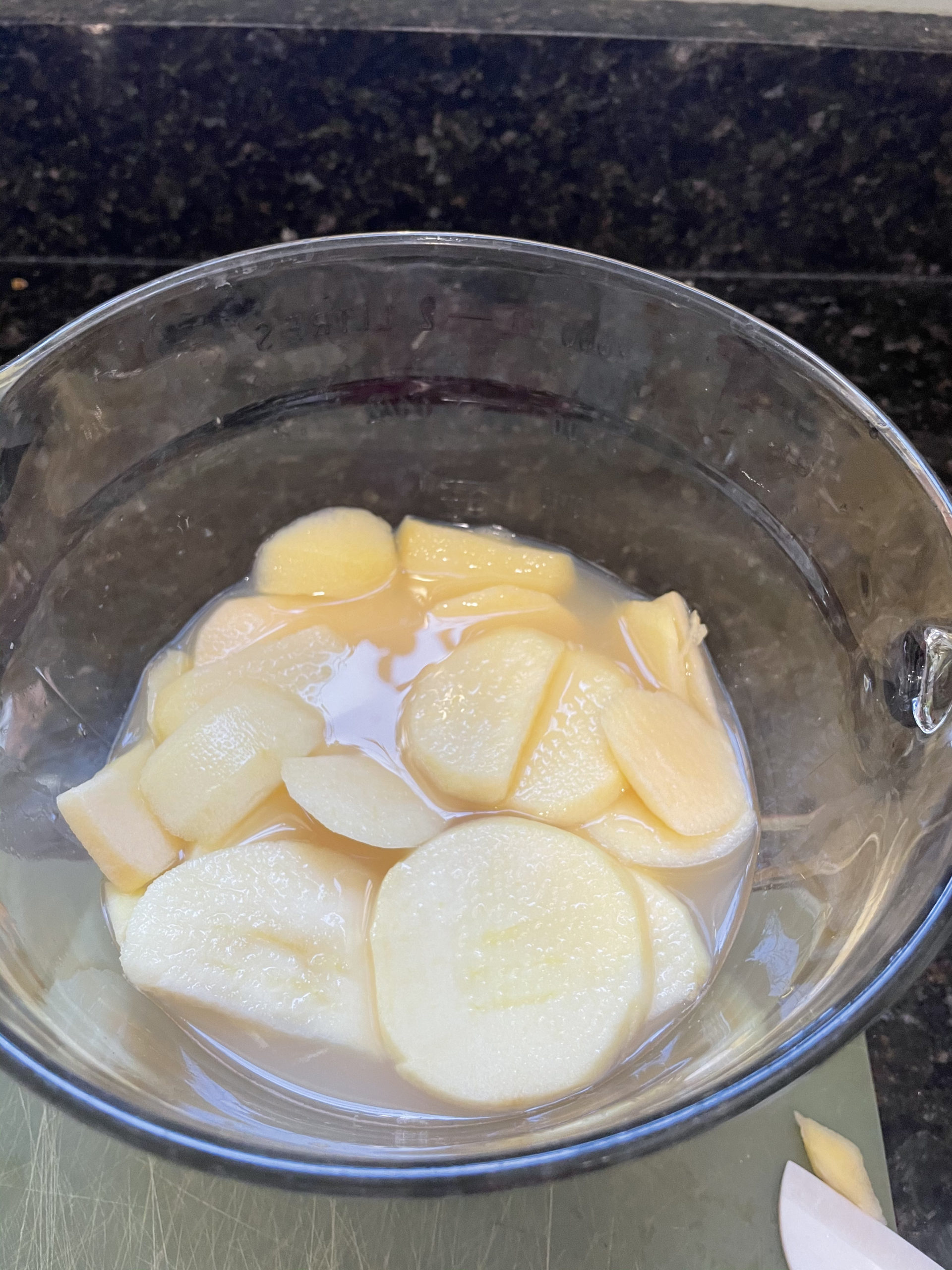 Pretreating Apples before Dehydrating